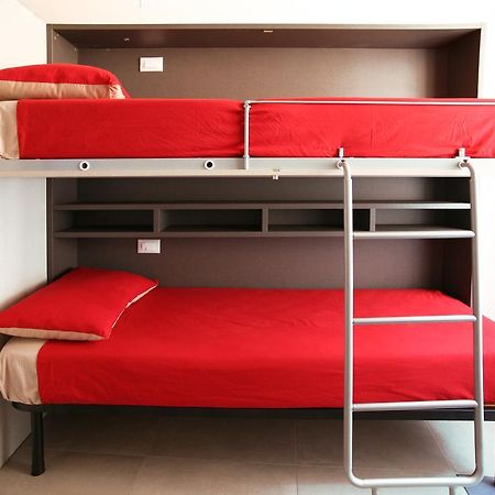 Ostello Locanda Degli Acrobati Brescia Phòng bức ảnh